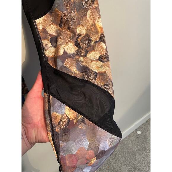 Athleta Black Asym Mesh Sonartight Athletic Leggings Size Large - Picture 8 of 15